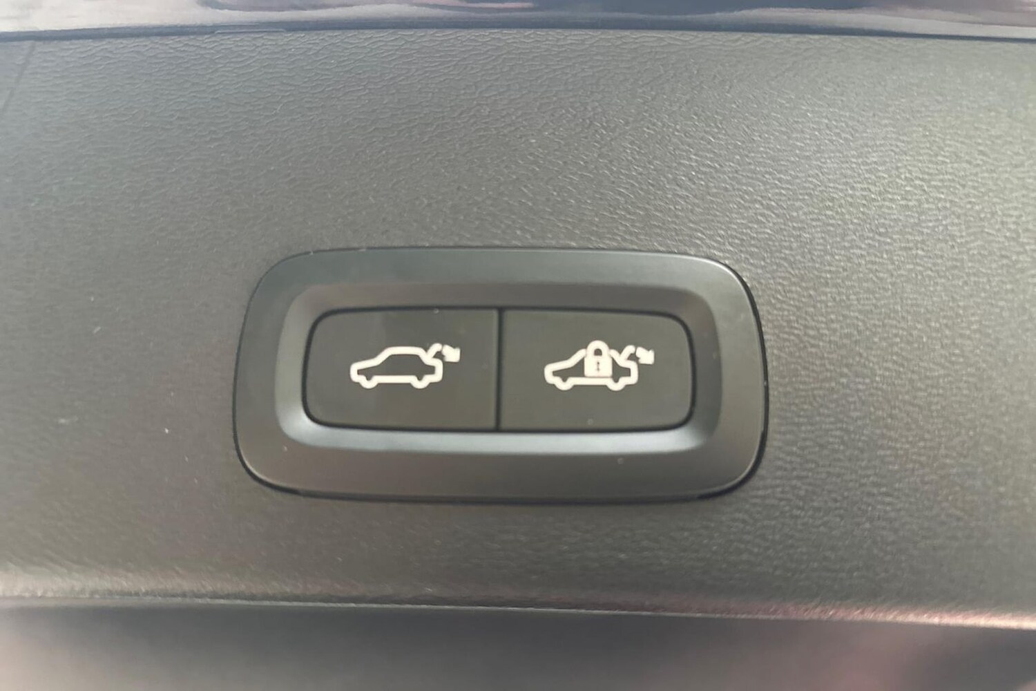 Used Volvo XC40 2024 for sale - 76570970: Photo 22