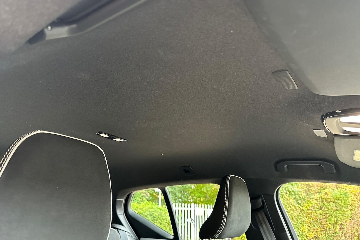 Used Volvo XC40 2024 for sale - 76570970: Photo 32