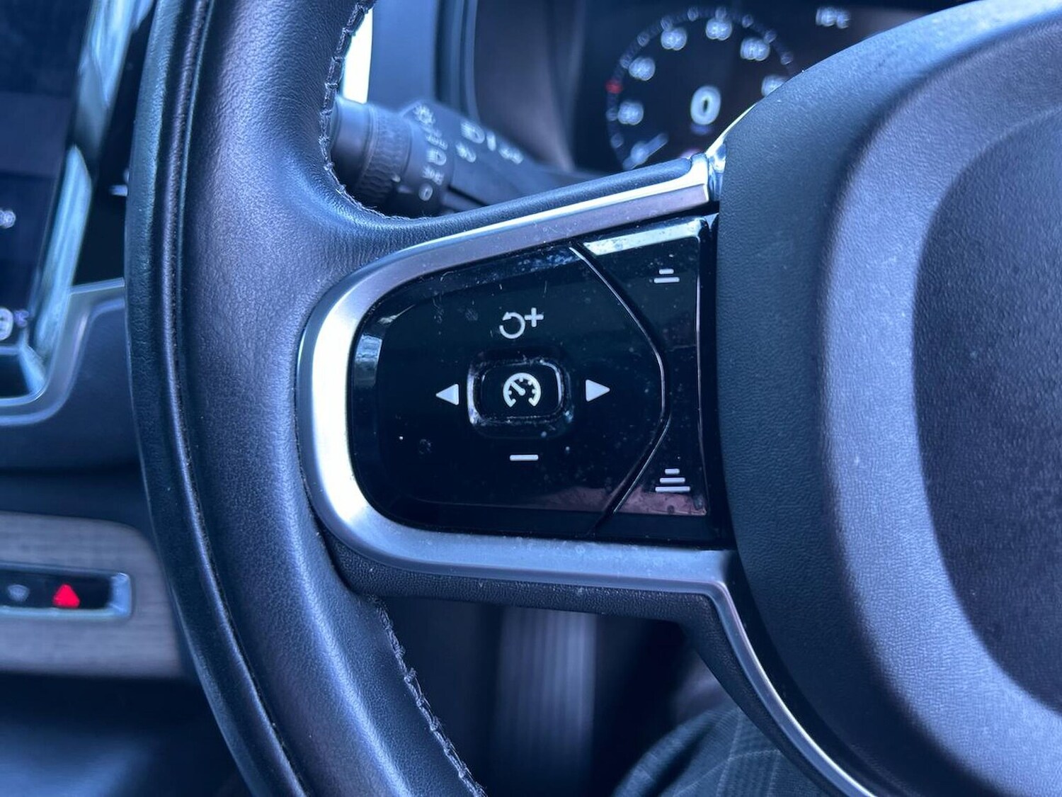 Used Volvo XC90 2021 for sale - 78192920: Photo 28