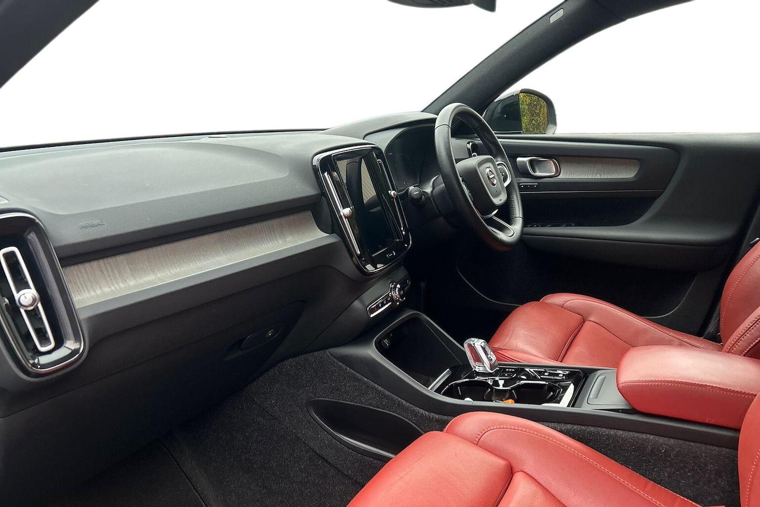 Used Volvo XC40 2020 for sale - 76830690: Photo 7