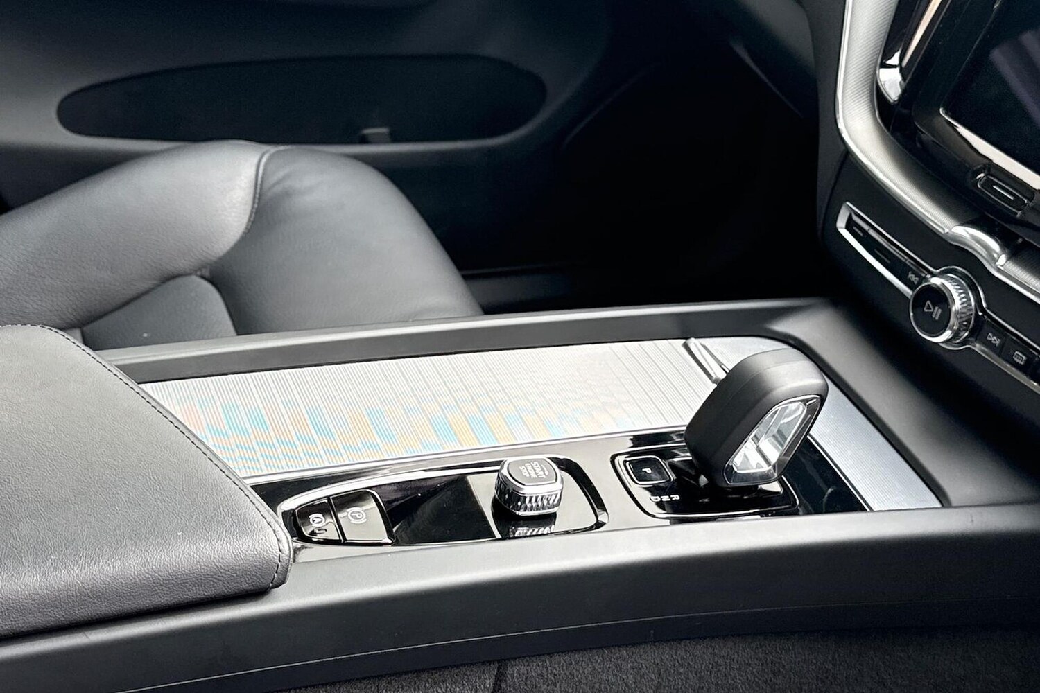 Used Volvo XC60 2023 for sale - 78192836: Photo 15