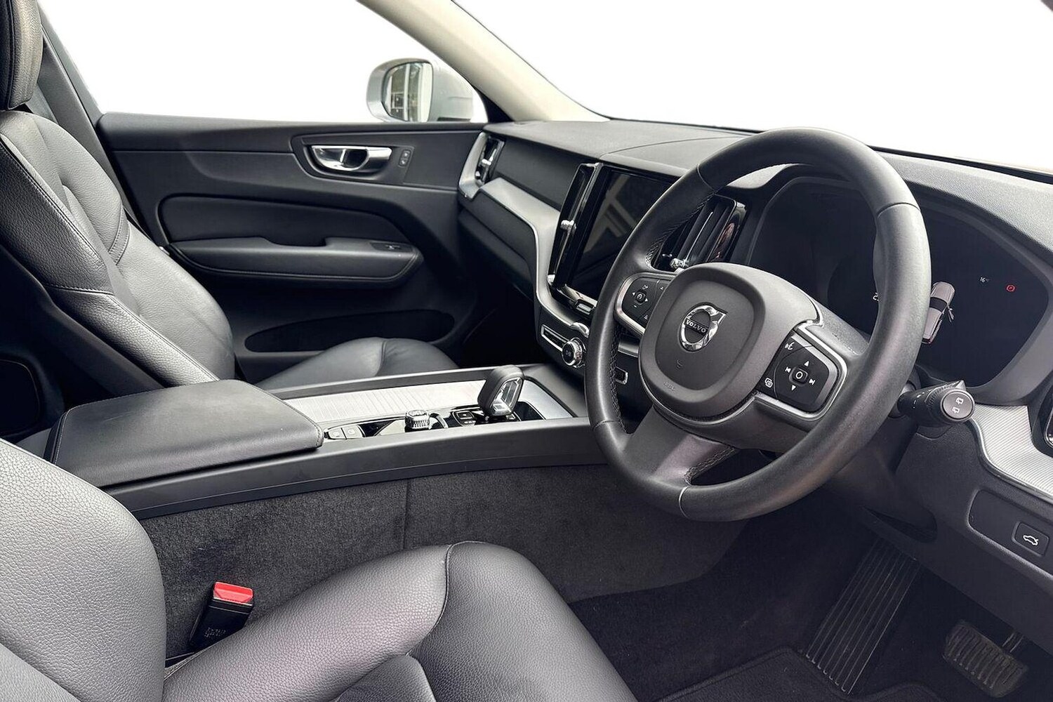 Used Volvo XC60 2023 for sale - 78192836: Photo 17