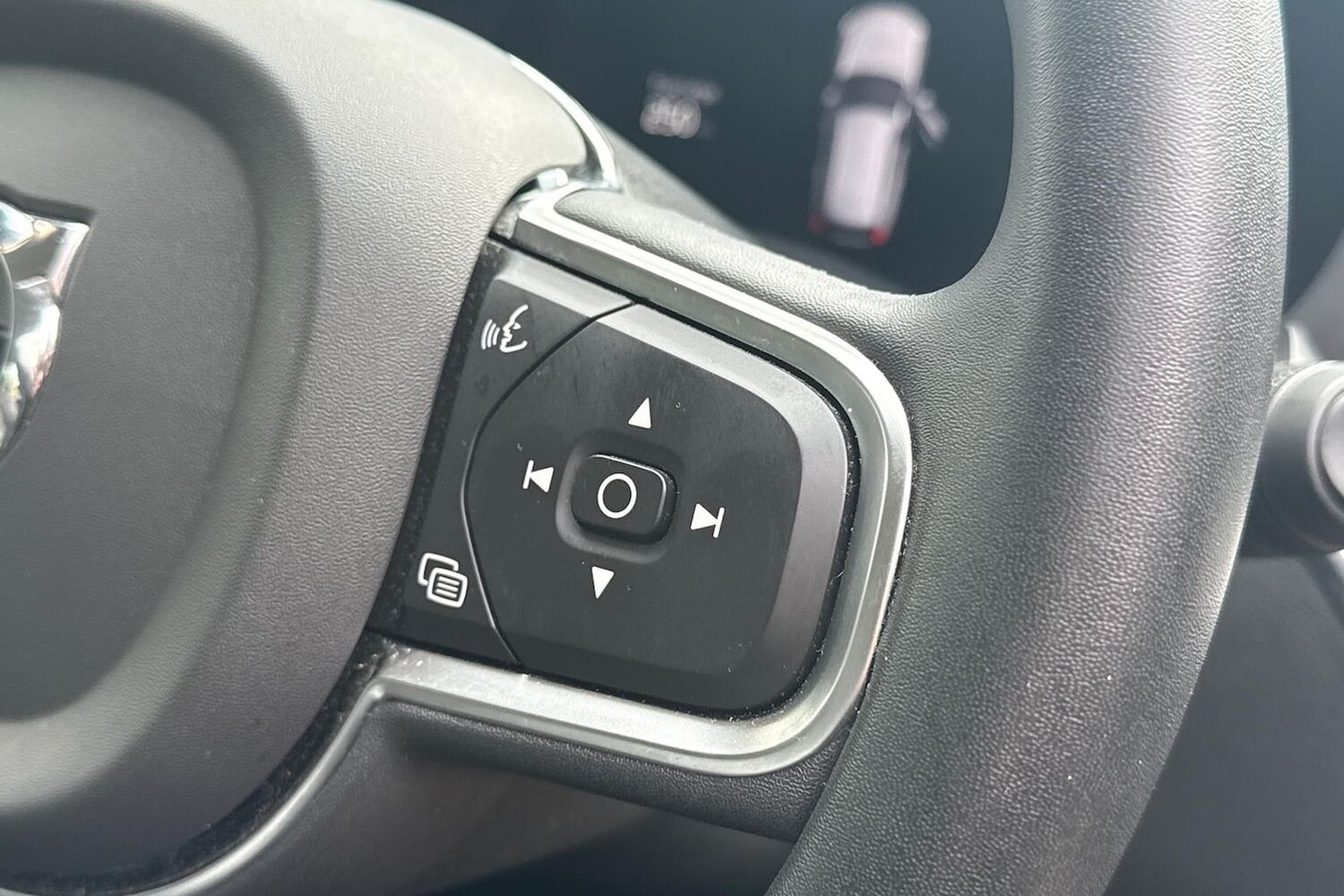 Used Volvo XC60 2023 for sale - 78192836: Photo 27