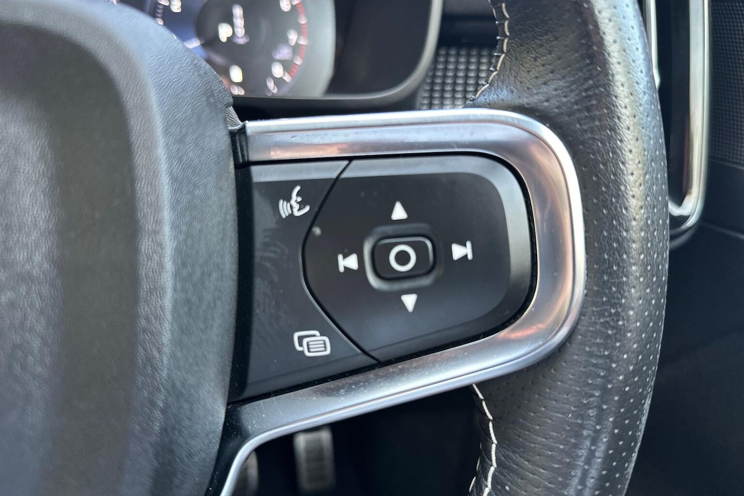 Used Volvo XC40 2020 for sale - 76521008: Photo 26