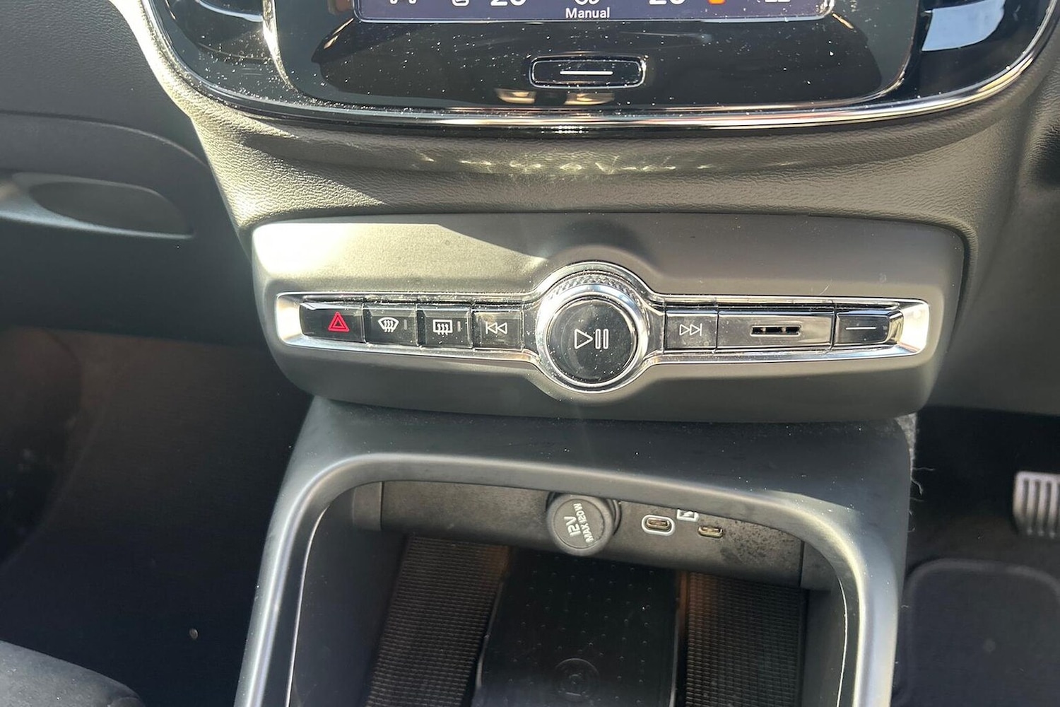 Used Volvo C40 2023 for sale - 77980831: Photo 12