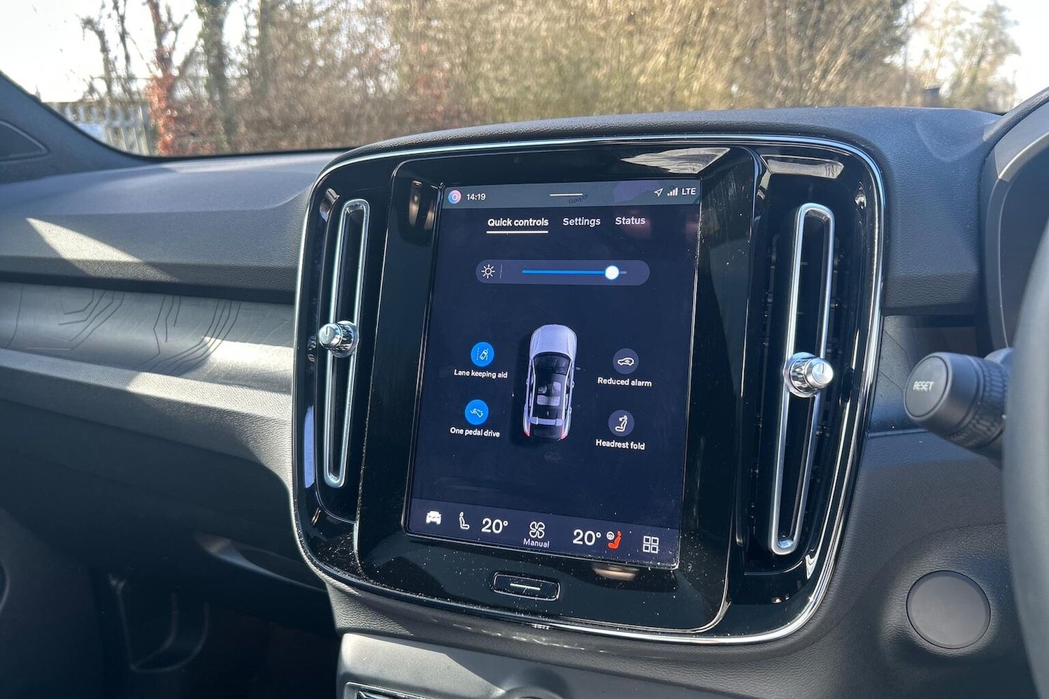 Used Volvo C40 2023 for sale - 77980831: Photo 24