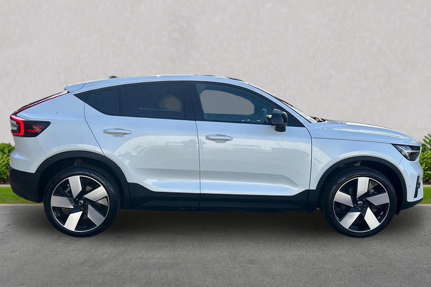 Used Volvo C40 2023 for sale - 77980831: Photo 3