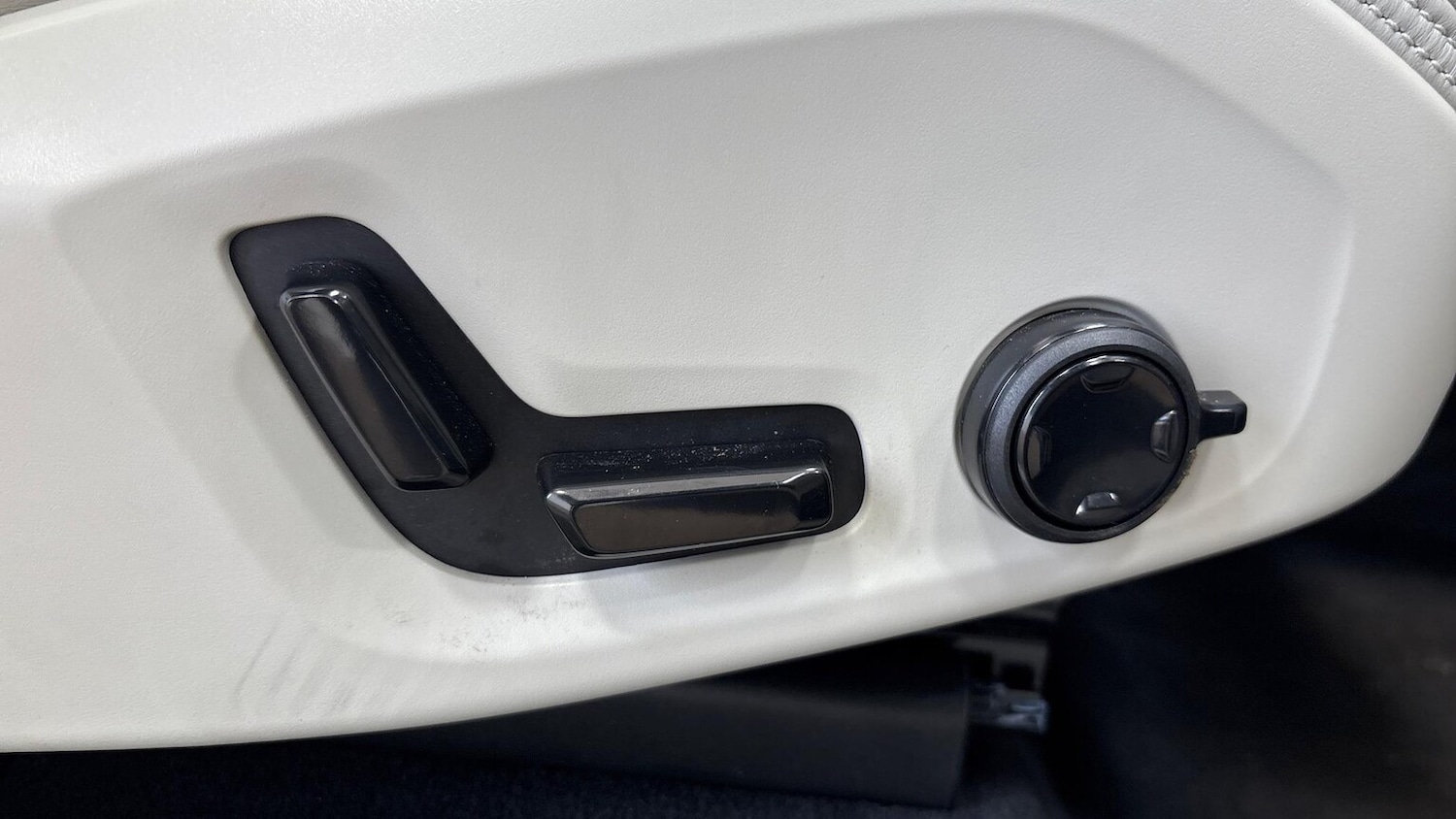 Used Volvo XC60 2022 for sale - 76785160: Photo 26