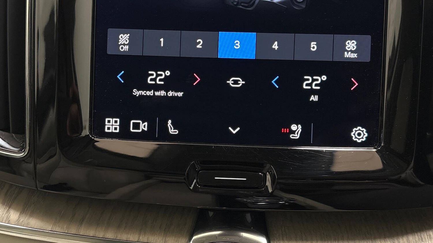 Used Volvo XC60 2022 for sale - 76785160: Photo 35