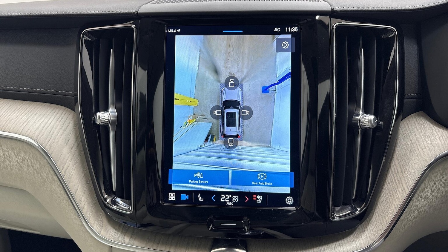 Used Volvo XC60 2022 for sale - 76785160: Photo 38