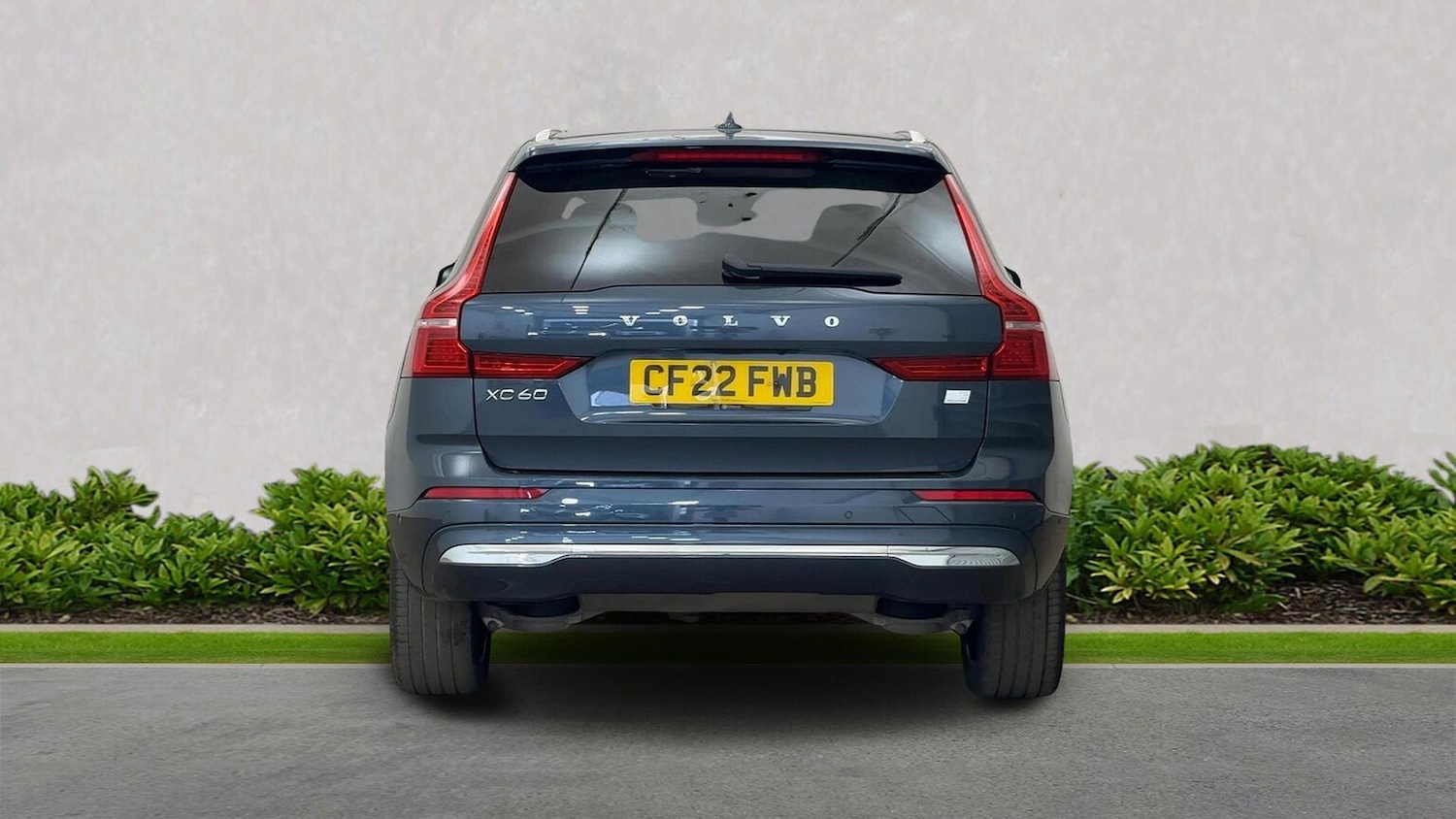 Used Volvo XC60 2022 for sale - 76785160: Photo 4