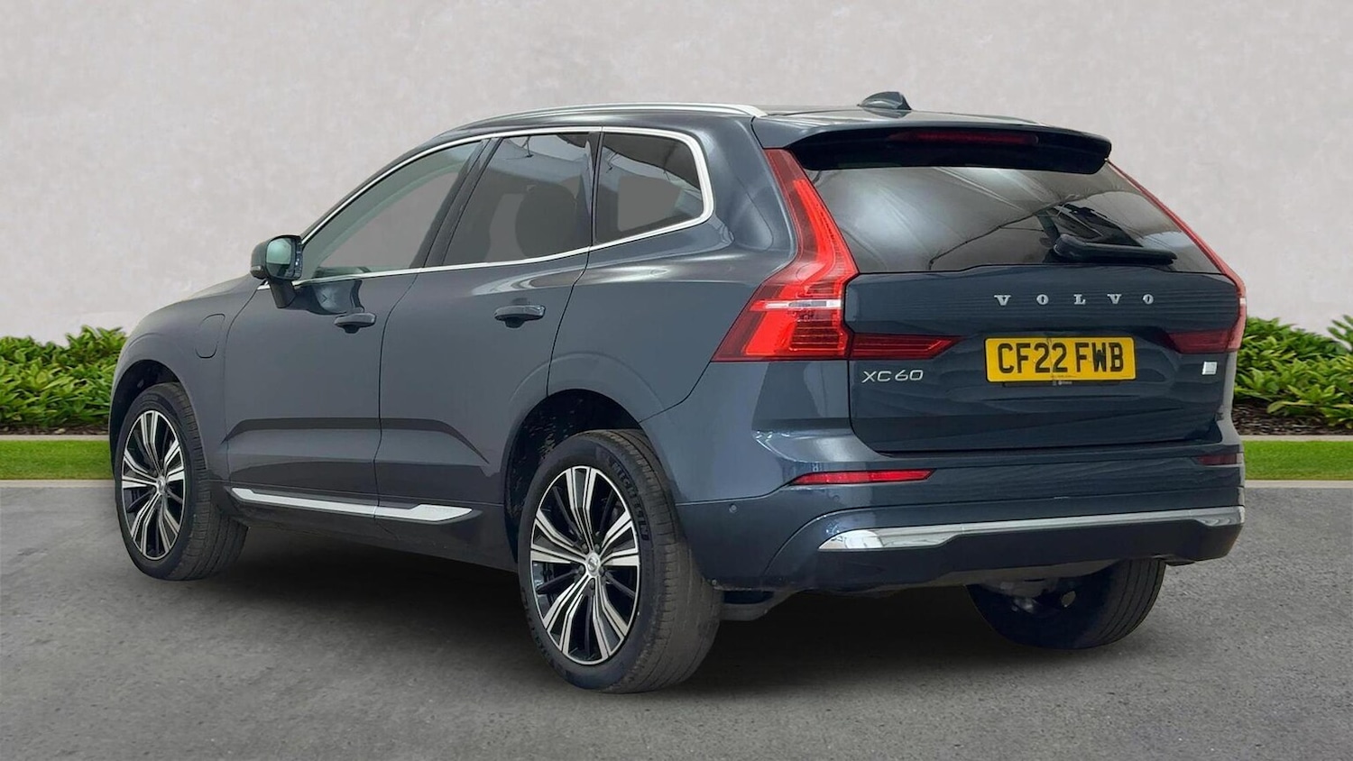 Used Volvo XC60 2022 for sale - 76785160: Photo 5