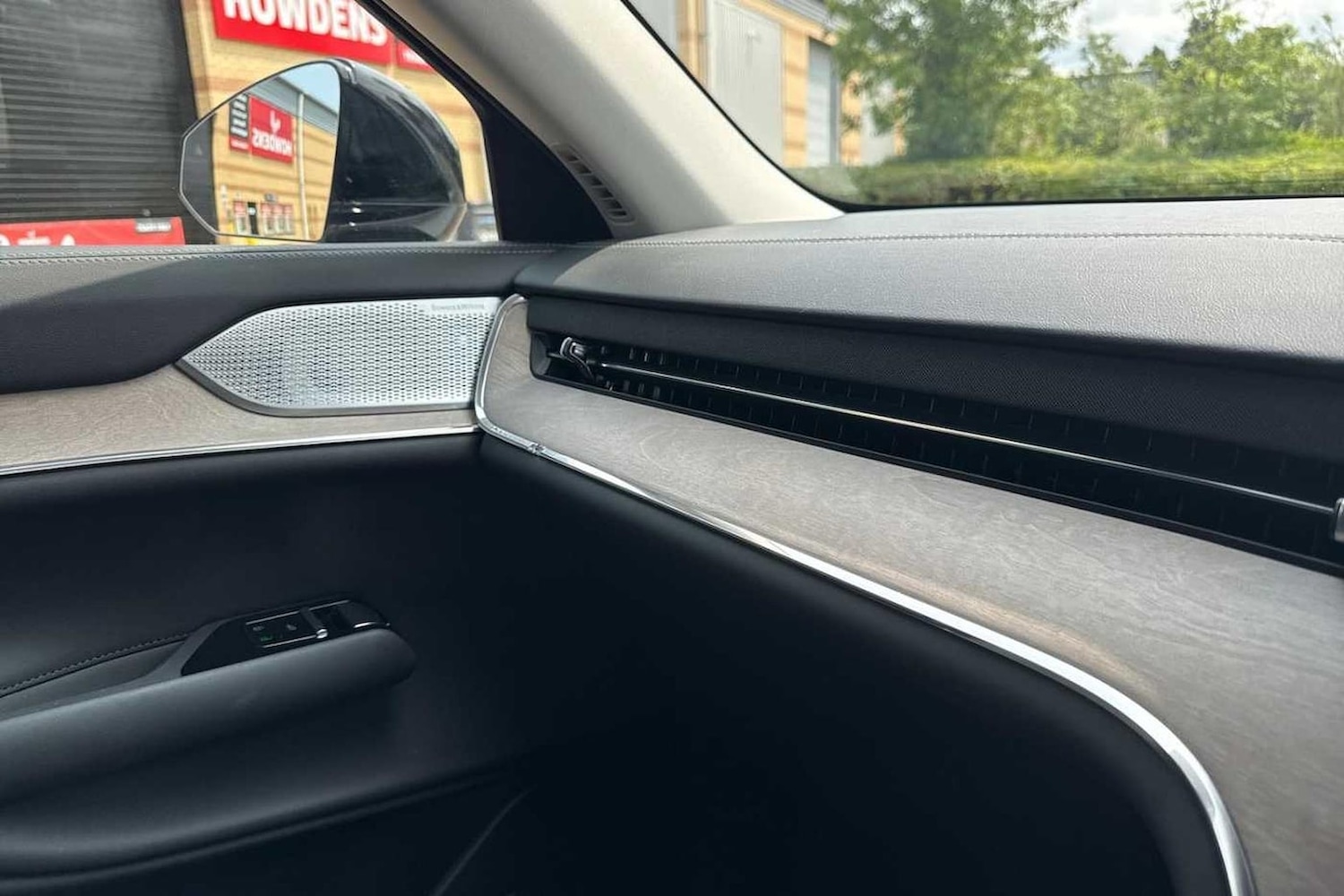 Used Volvo EX90 2025 for sale - 76536648: Photo 24