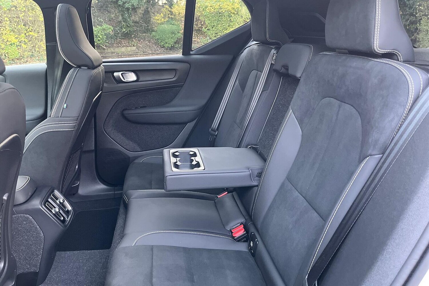 Used Volvo XC40 2024 for sale - 76536652: Photo 18