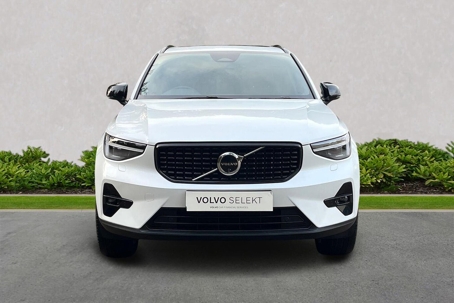 Used Volvo XC40 2024 for sale - 76536652: Photo 7