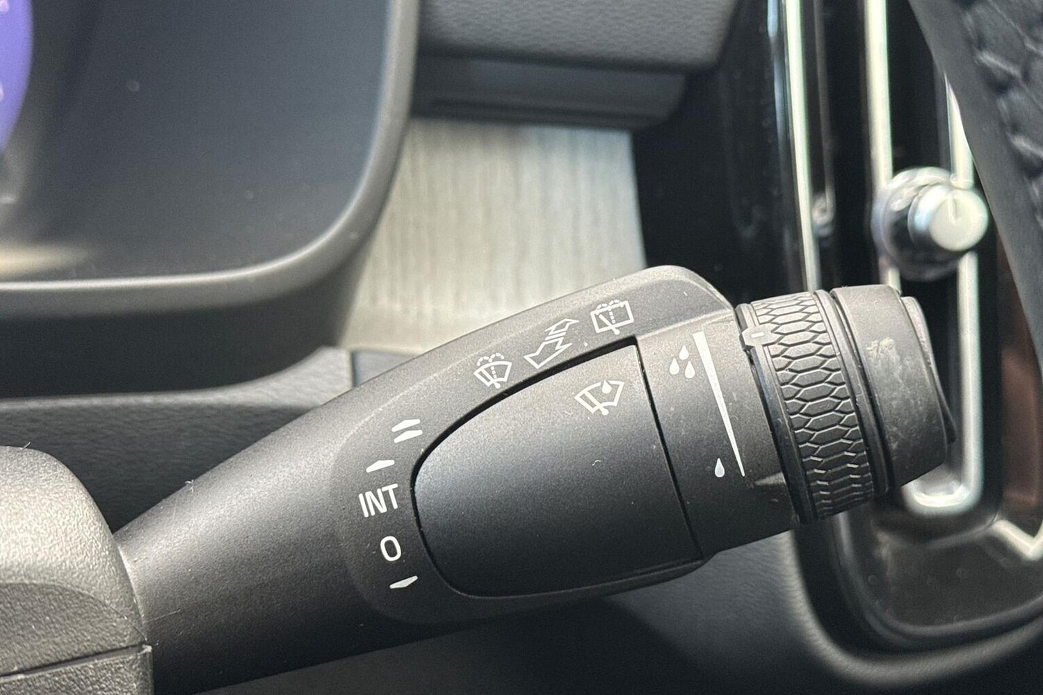 Used Volvo XC40 2022 for sale - 76807529: Photo 29