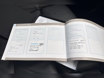 Used Volvo XC40 2022 for sale - 76807529: Photo