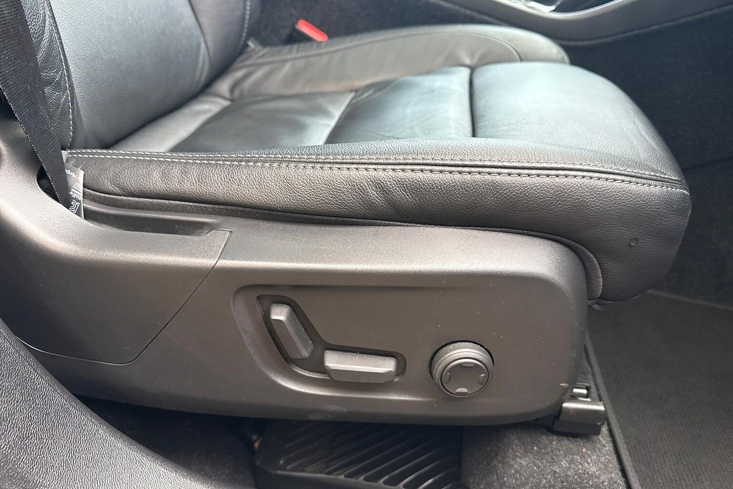 Used Volvo XC40 2022 for sale - 76807529: Photo 31