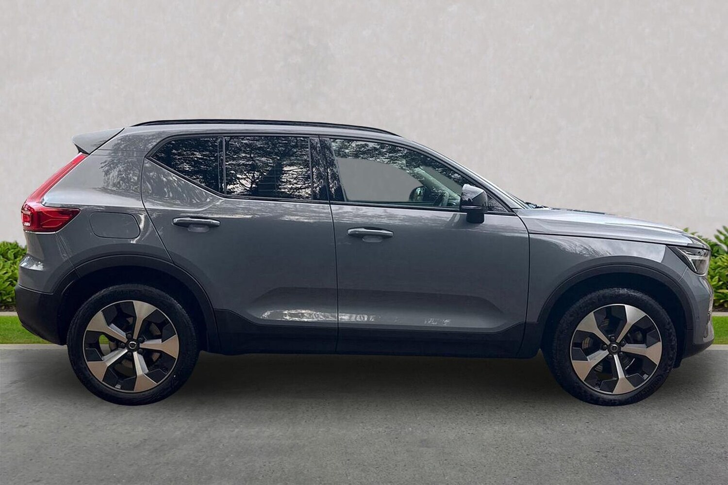Used Volvo XC40 2022 for sale - 76807529: Photo 4