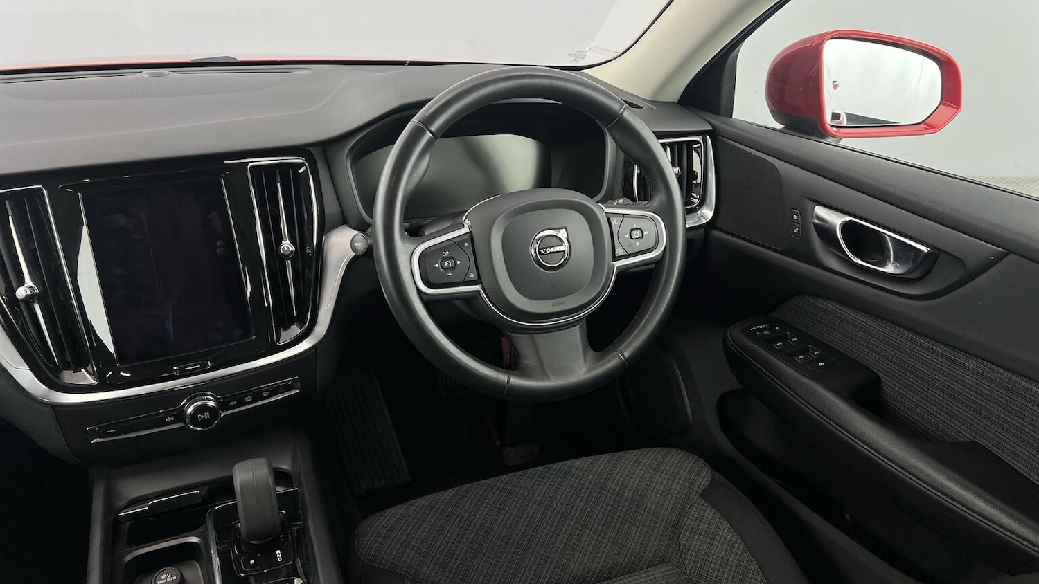 Used Volvo V60 2022 for sale - 78192863: Photo 13