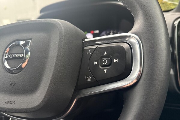 Used Volvo XC40 2022 for sale - 76293101: Photo 27