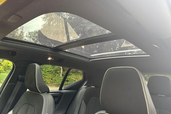 Used Volvo XC40 2022 for sale - 76293101: Photo 32