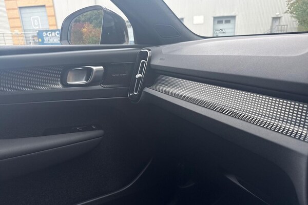 Used Volvo XC40 2022 for sale - 76293101: Photo 39