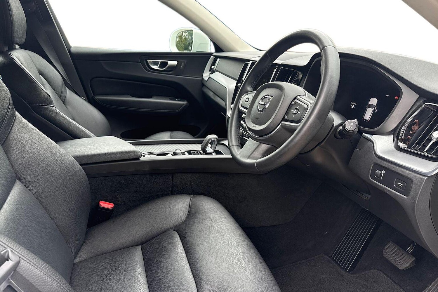 Used Volvo XC60 2022 for sale - 76016924: Photo 15