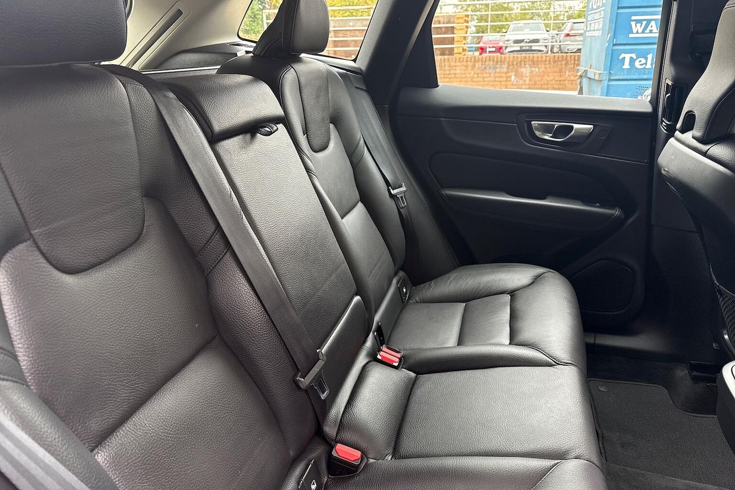 Used Volvo XC60 2022 for sale - 76016924: Photo 16