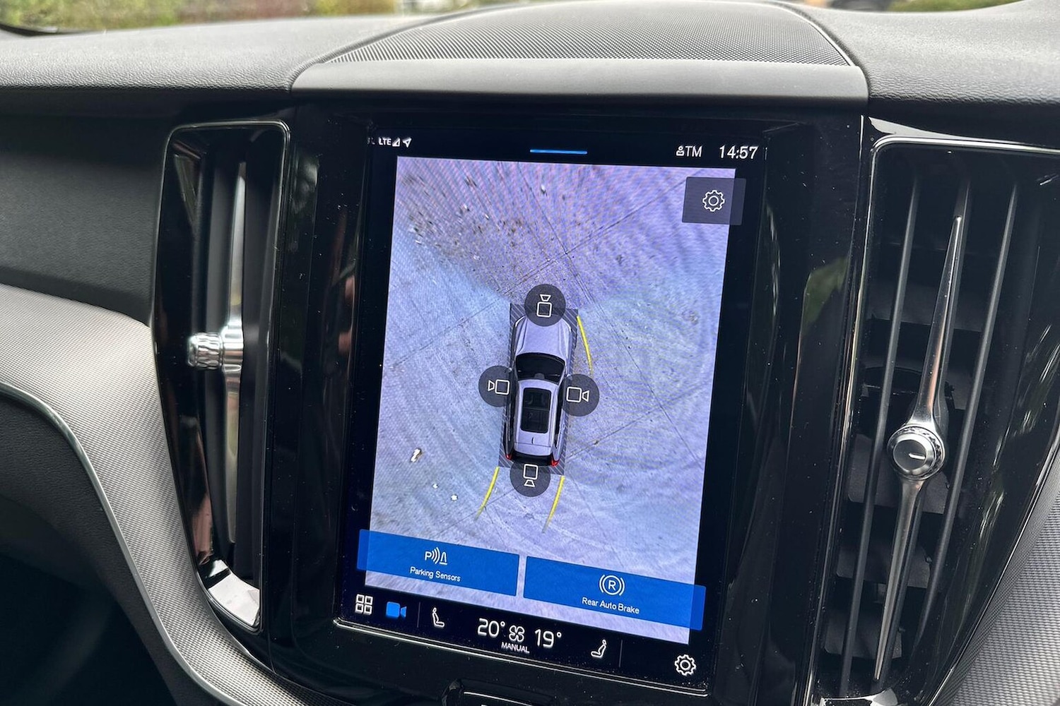 Used Volvo XC60 2021 for sale - 76497310: Photo 23