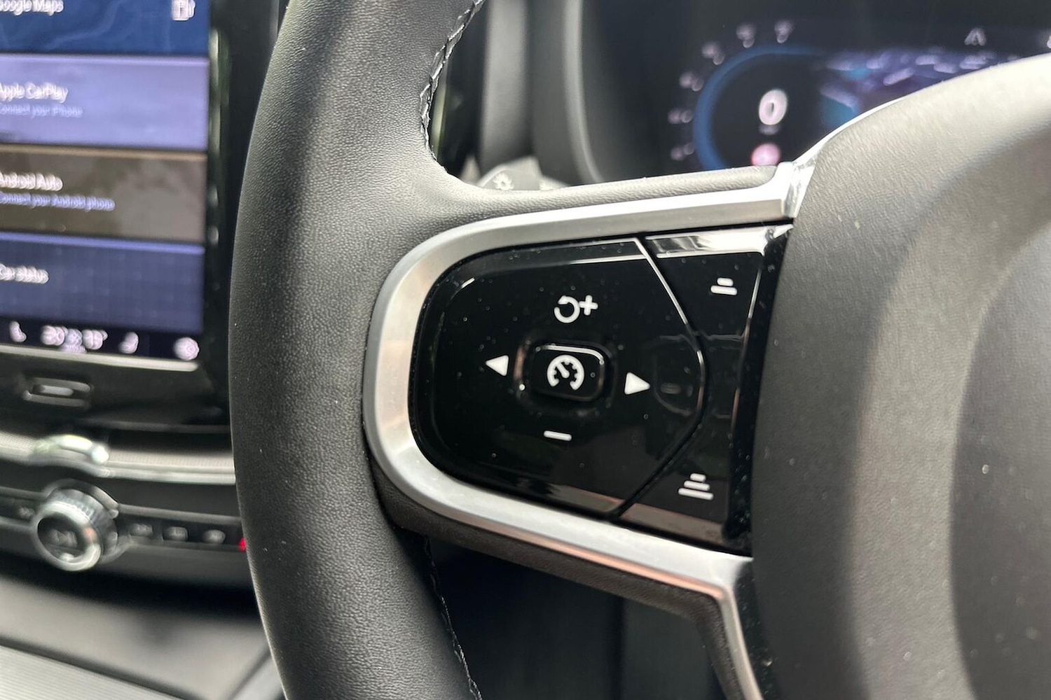 Used Volvo XC60 2021 for sale - 76497310: Photo 27