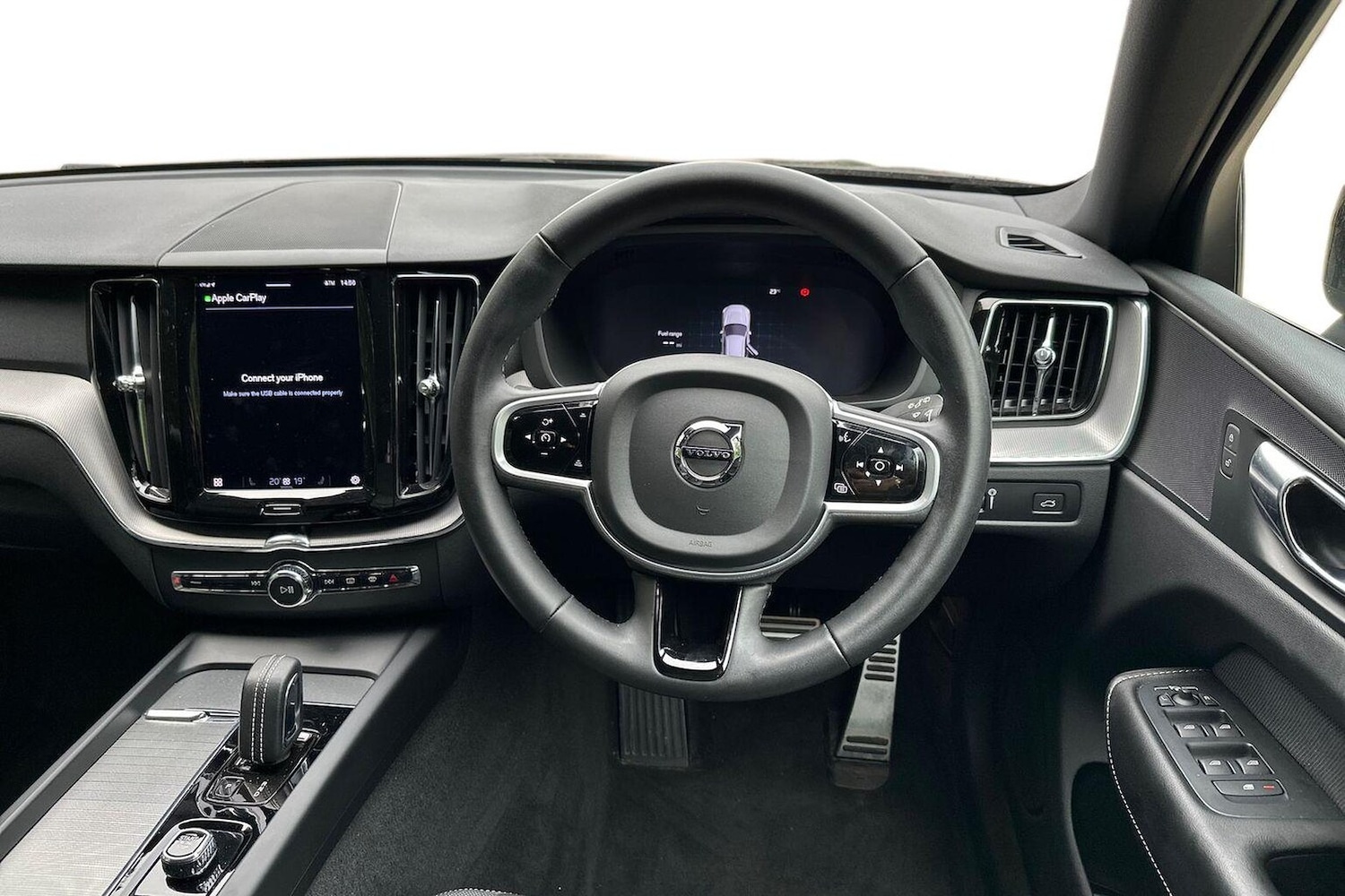 Used Volvo XC60 2021 for sale - 76497310: Photo 9