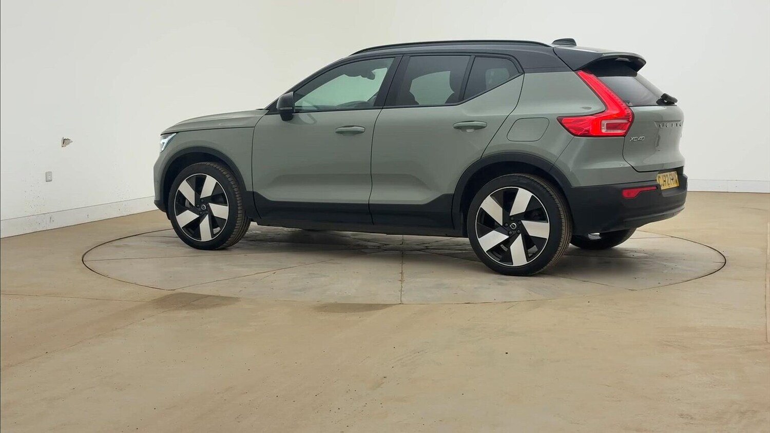 Used Volvo XC40 2023 for sale - 78192918: Photo 14
