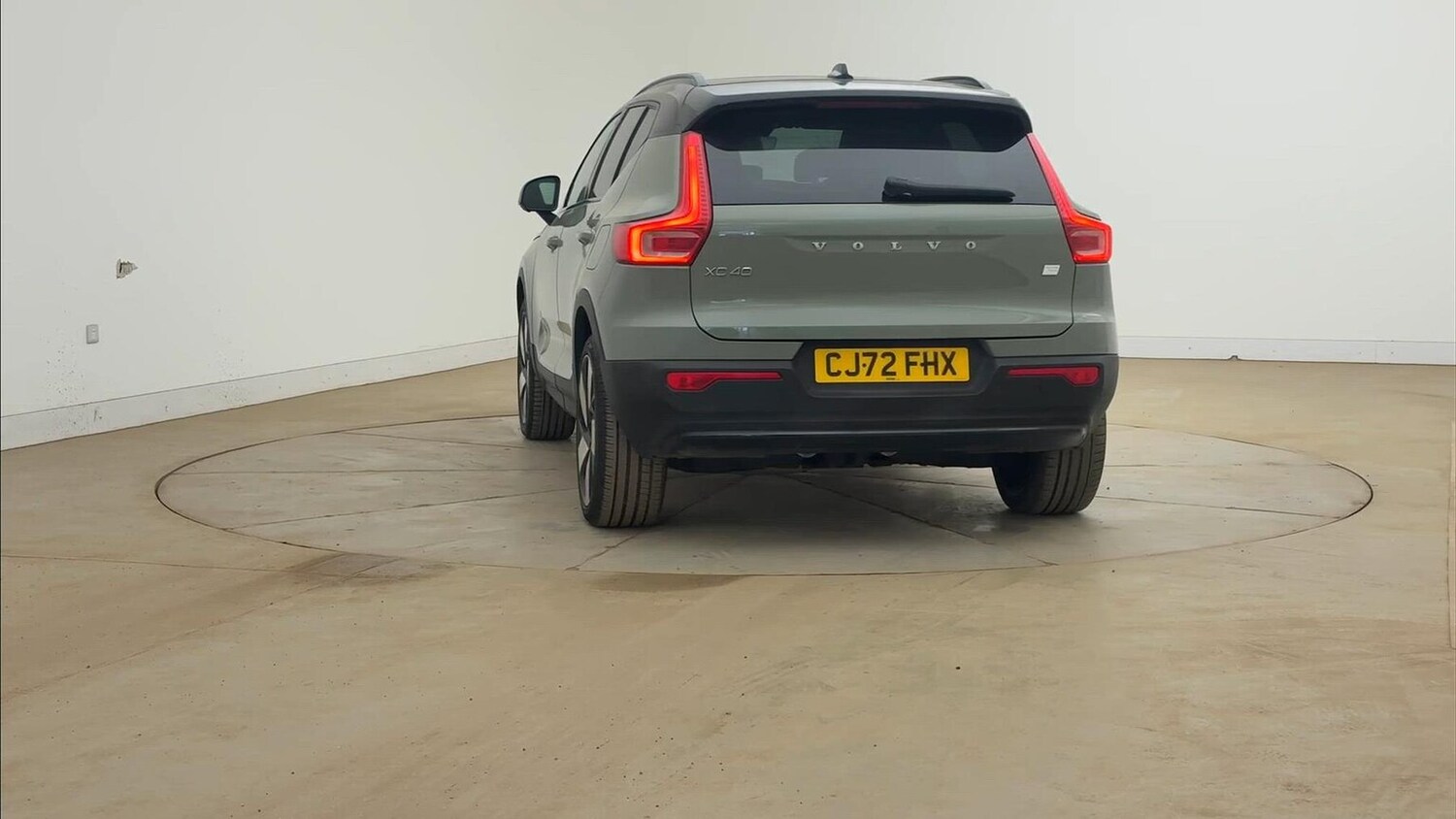 Used Volvo XC40 2023 for sale - 78192918: Photo 18