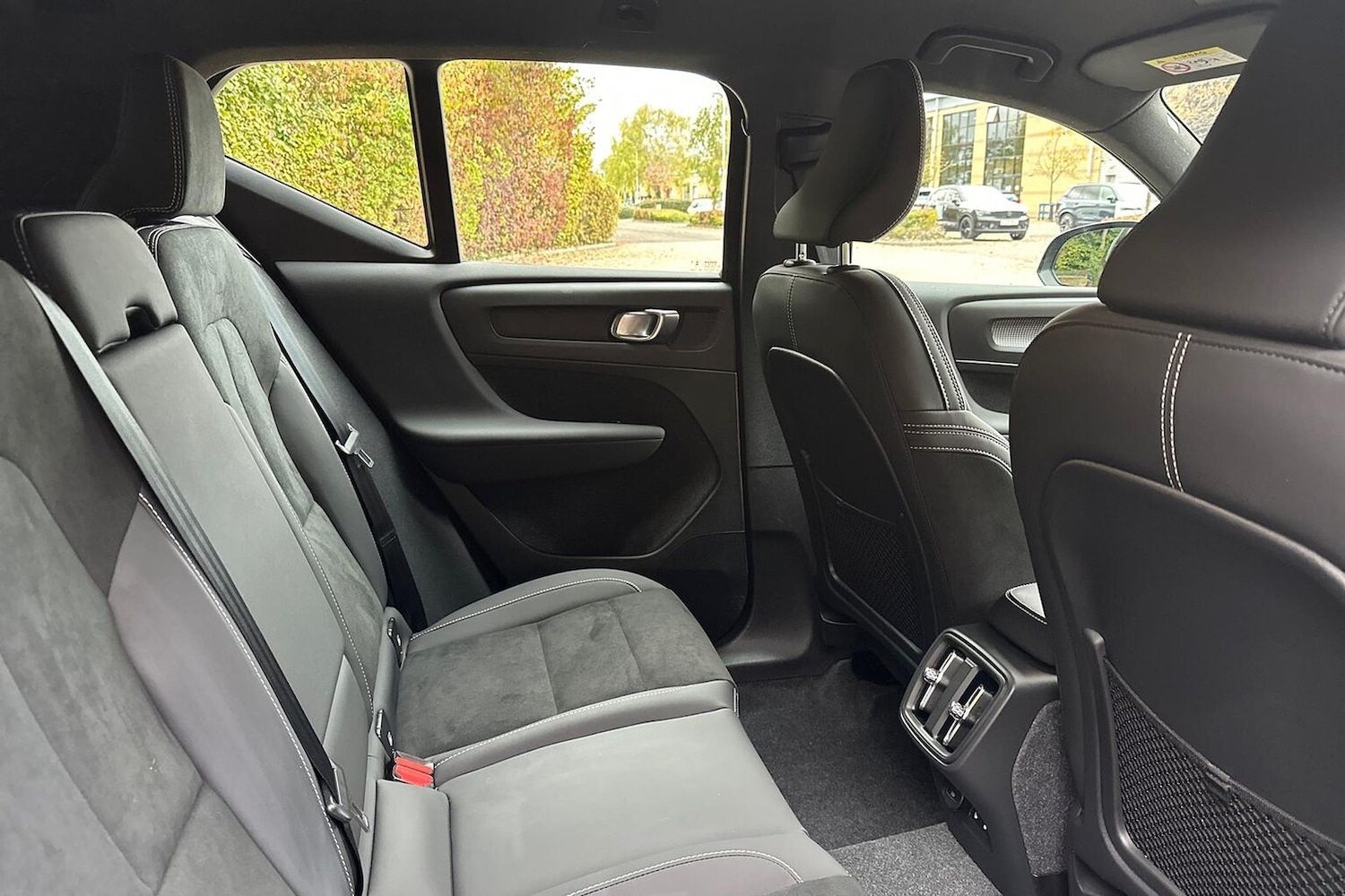 Used Volvo XC40 2024 for sale - 76340628: Photo 16