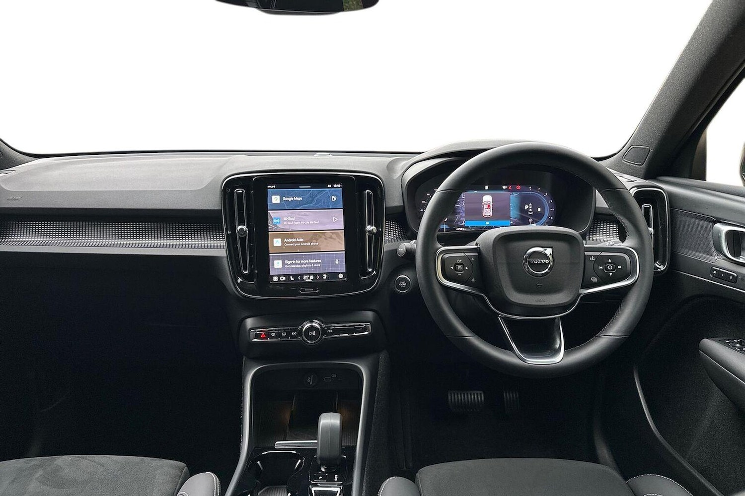 Used Volvo XC40 2024 for sale - 76340628: Photo 8