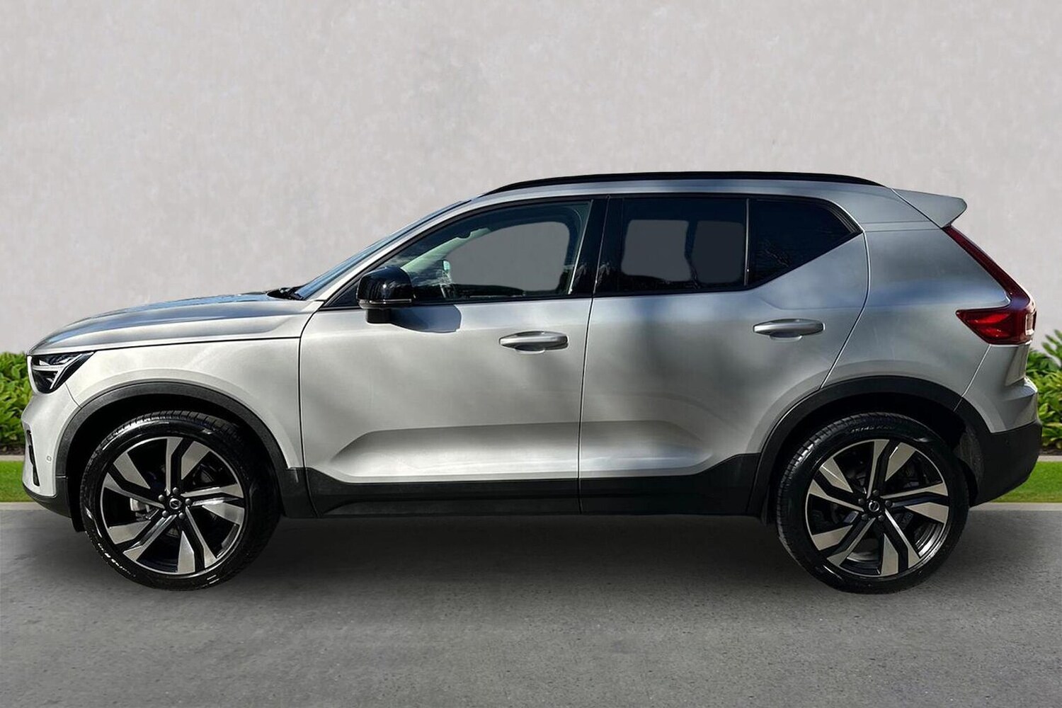 Used Volvo XC40 2025 for sale - 78139552: Photo 21