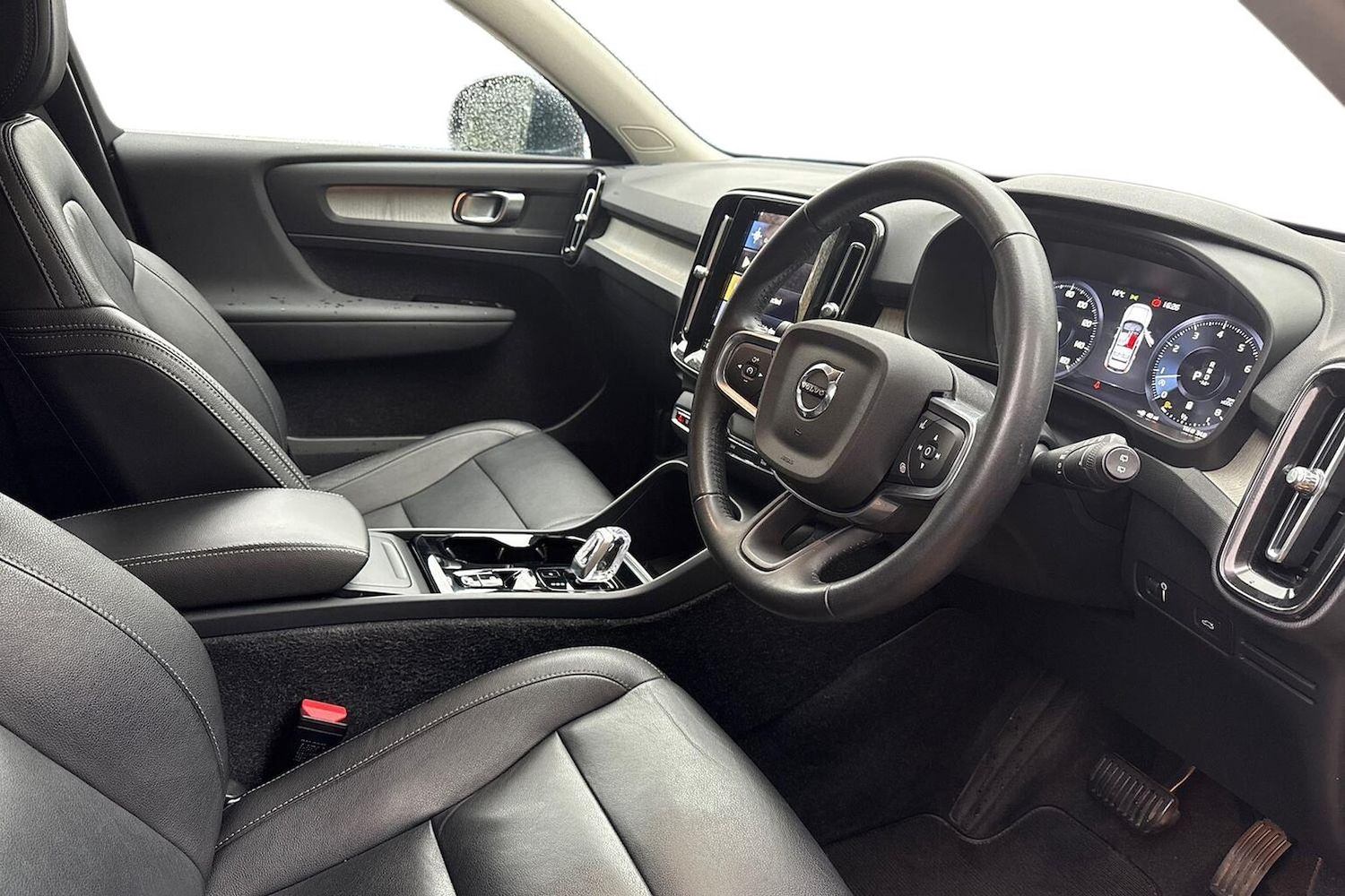 Used Volvo XC40 2020 for sale - 76164961: Photo 15