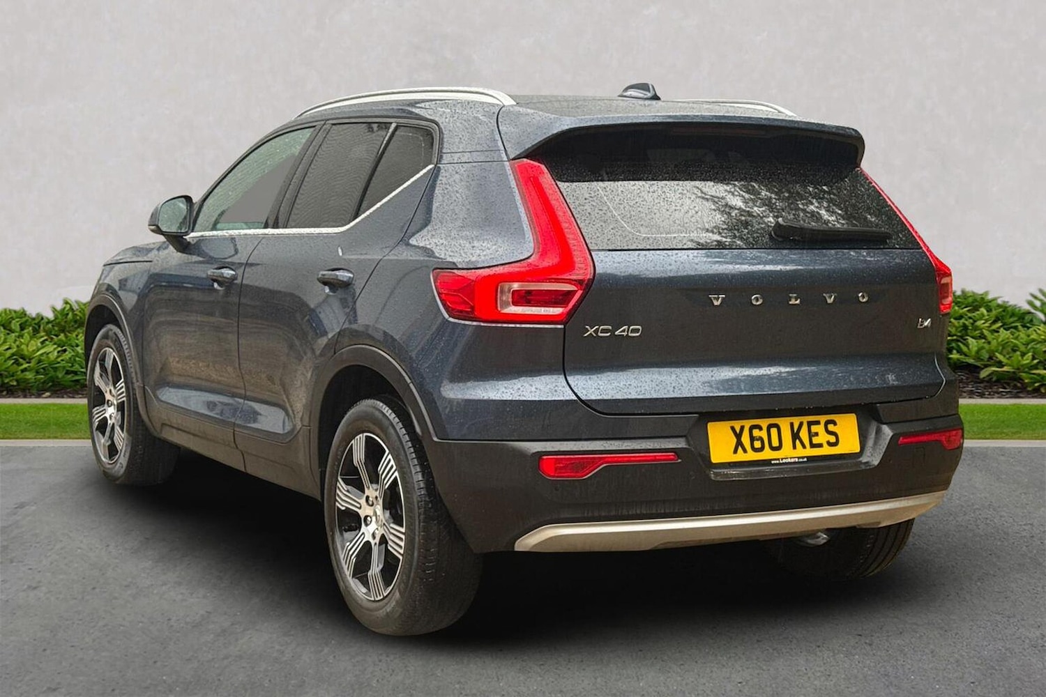 Used Volvo XC40 2020 for sale - 76164961: Photo 2