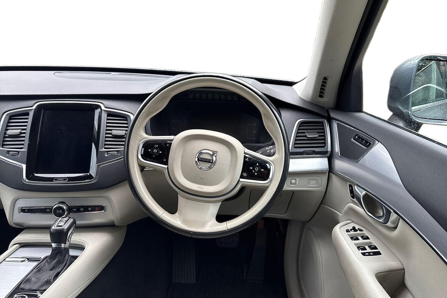 Used Volvo XC90 2017 for sale - 76490540: Photo 9