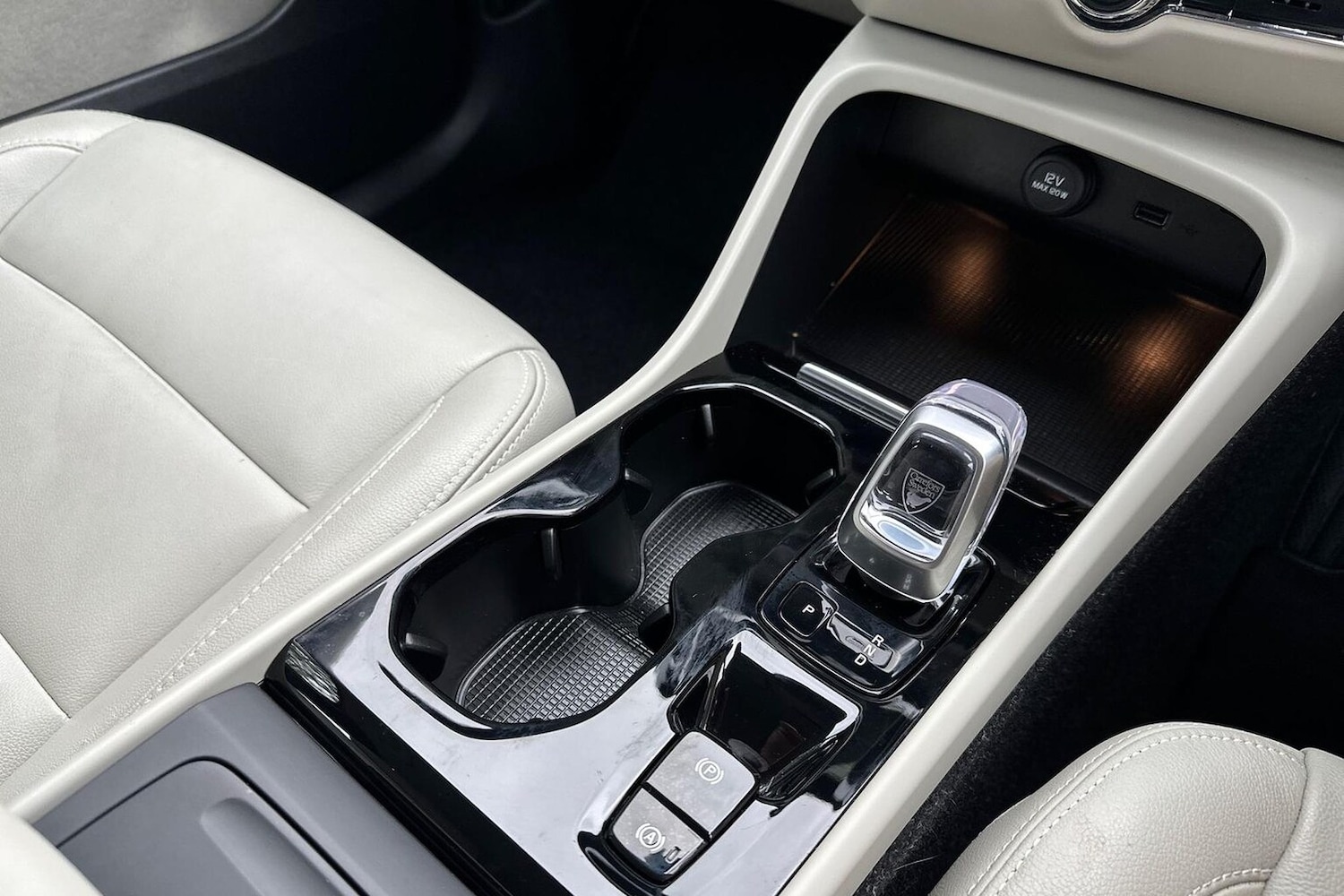 Used Volvo XC40 2020 for sale - 76735625: Photo 13