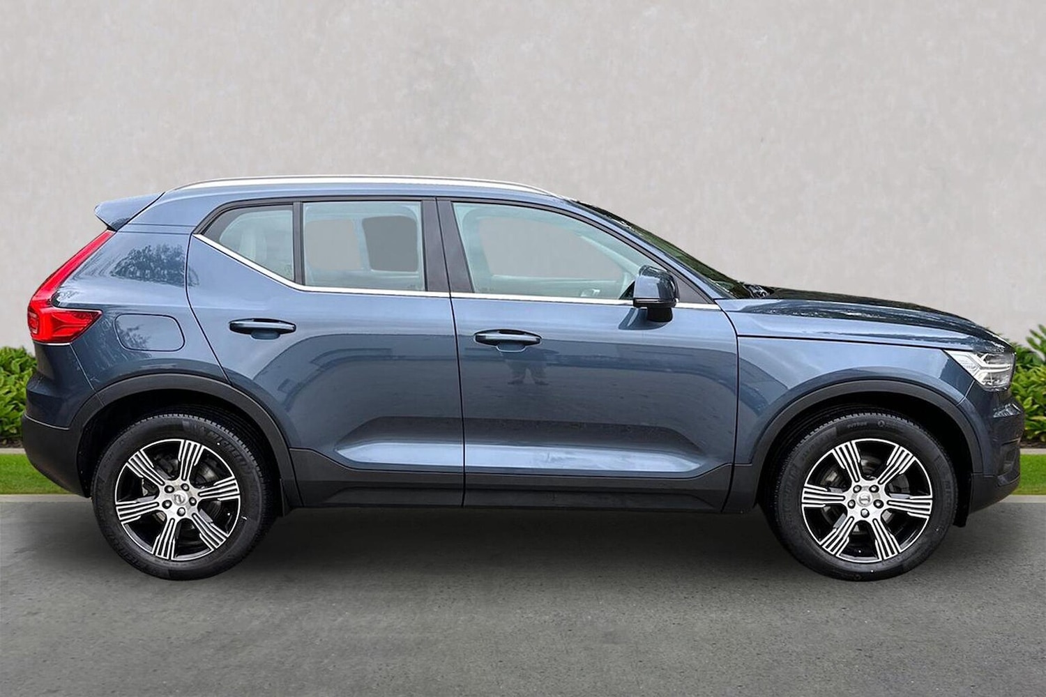 Used Volvo XC40 2020 for sale - 76735625: Photo 3
