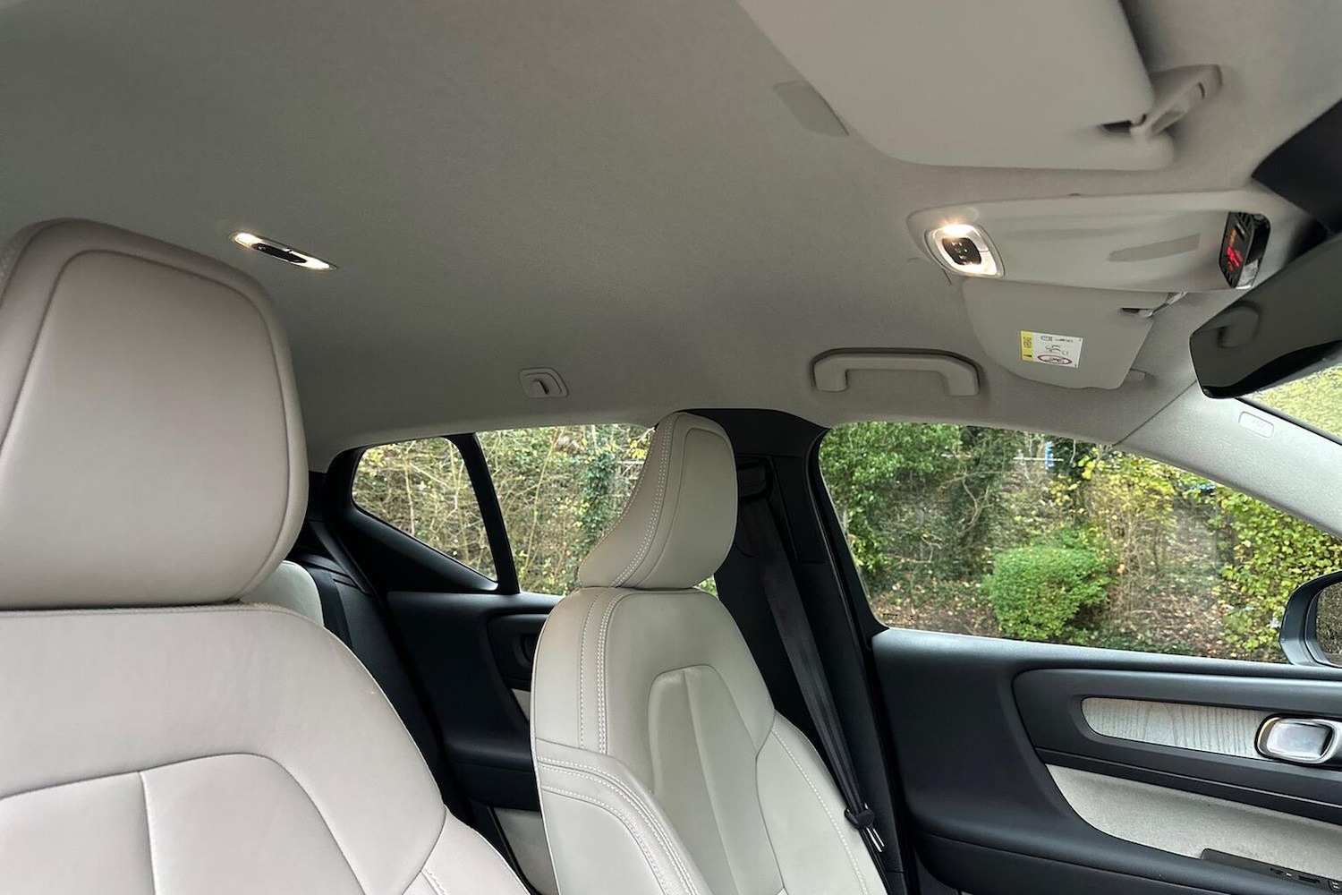 Used Volvo XC40 2020 for sale - 76735625: Photo 32