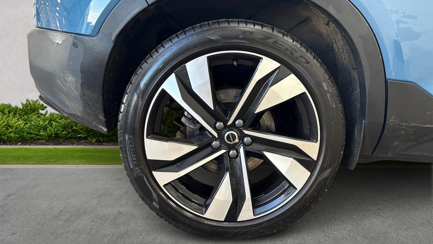 Used Volvo XC40 2025 for sale - 77802135: Photo 19