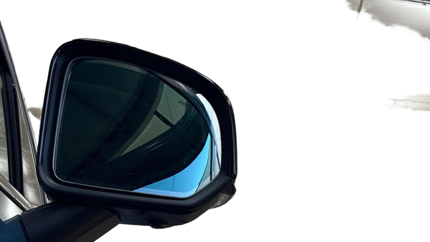 Used Volvo XC40 2025 for sale - 77802135: Photo 20