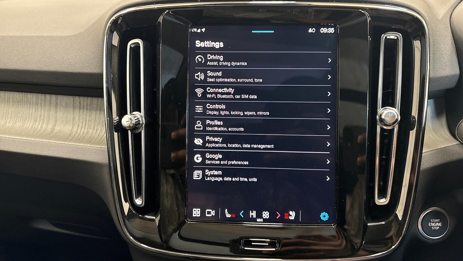 Used Volvo XC40 2025 for sale - 77802135: Photo 33