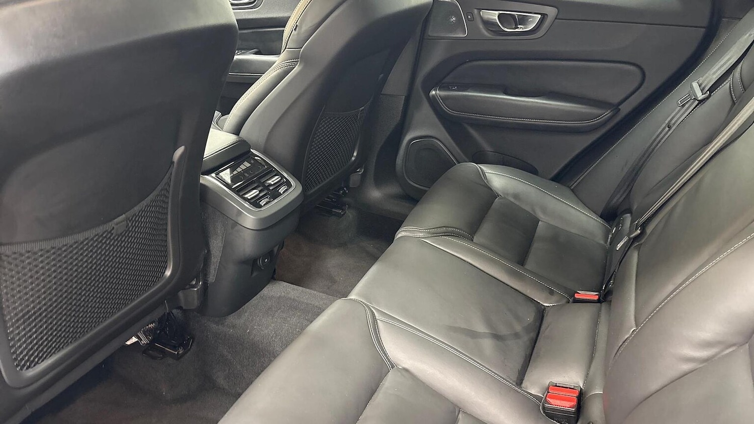 Used Volvo XC60 2025 for sale - 76713192: Photo 7