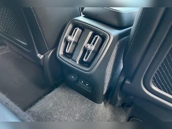 Used Volvo XC40 2022 for sale - 76799372: Photo