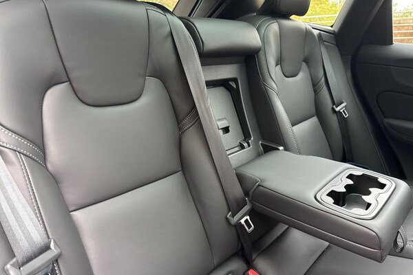 Used Volvo XC60 2025 for sale - 76076411: Photo 16
