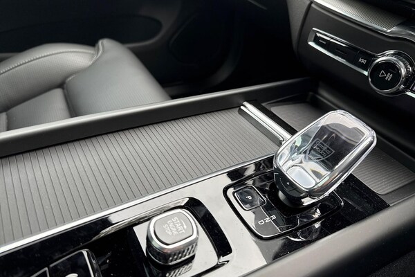 Used Volvo XC60 2025 for sale - 76076411: Photo 39